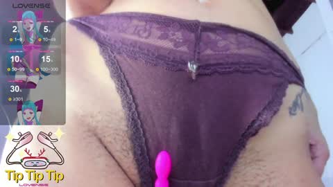 Snapshot of baileyadamss chatting on January 2025 04:09:01 AM IM BAILEY online show from January 2025 04:09:01 AM