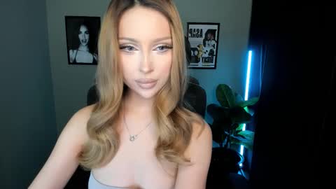 Snapshot of baklajan1907 chatting on November 2025 06:30:02 PM Baklajan online show from November 2025 06:30:02 PM