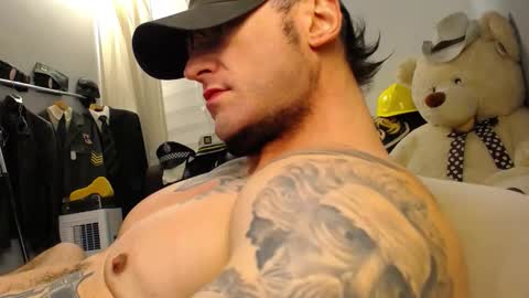 Snapshot of ballard_ chatting on March 2026 01:08:01 AM Bret Ballard online show from March 2026 01:08:01 AM