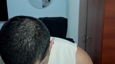 Andres -  online show from November 2025 11:32:02 AM