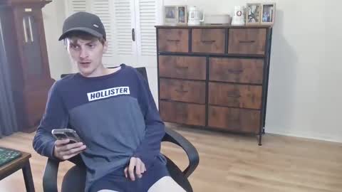 Snapshot of bambam1400 chatting on October 2025 04:37:01 PM bambam1400 online show from October 2025 04:37:01 PM