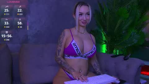 Snapshot of bambikayy chatting on November 2025 08:03:02 AM Bambi online show from November 2025 08:03:02 AM