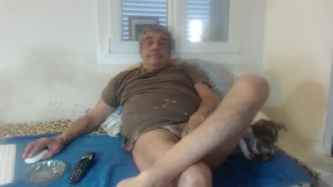 Snapshot of bambino6060 chatting on November 2025 02:46:01 PM bambino6060 online show from November 2025 02:46:01 PM