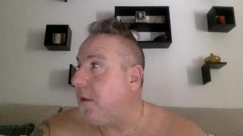 banana5289 online show from February 2026 08:40:01 PM