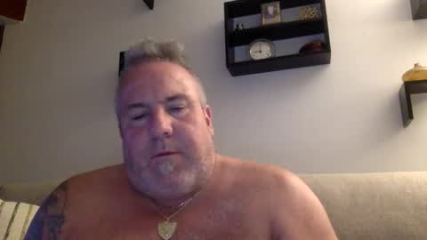 Snapshot of banana5289 chatting on June 2026 01:05:01 AM banana5289 online show from June 2026 01:05:01 AM