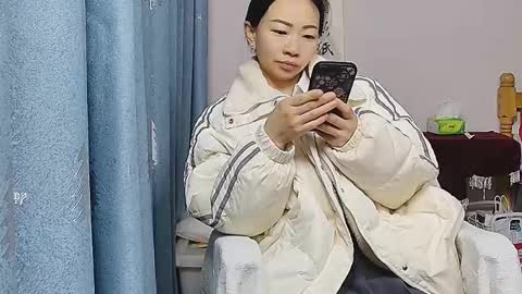 Snapshot of baomi2025 chatting on January 2026 12:14:02 AM baimi online show from January 2026 12:14:02 AM