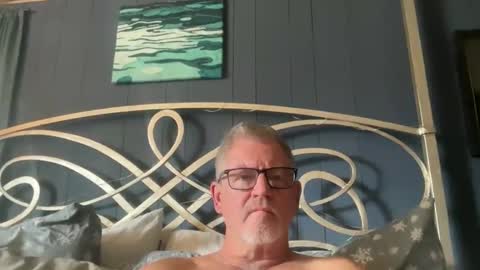Snapshot of bapeter218 chatting on December 2025 05:53:01 PM bapeter218 online show from December 2025 05:53:01 PM