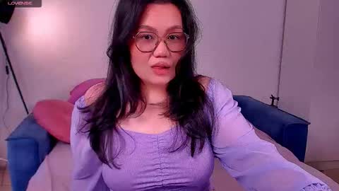 Barbie Kim online show from March 2026 06:04:02 AM