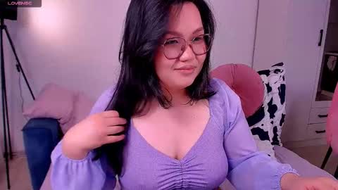 Barbie Kim online show from March 2026 09:32:01 PM