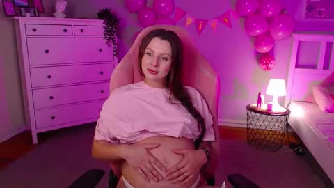 Snapshot of barbara_brylska chatting on September 2025 02:08:01 PM Barb online show from September 2025 02:08:01 PM