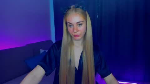 BarbaraChic online show from July 2026 02:23:02 PM