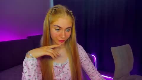 BarbaraChic online show from July 2026 02:54:02 PM