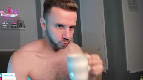 Snapshot of barberryx chatting on November 2025 06:26:02 AM ENRIQUE online show from November 2025 06:26:02 AM