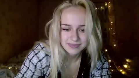 barbie___girl online show from December 2025 07:07:02 PM