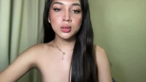 Snapshot of barbie_ford_ chatting on February 2025 06:15:02 PM barbie_ford_ online show from February 2025 06:15:02 PM