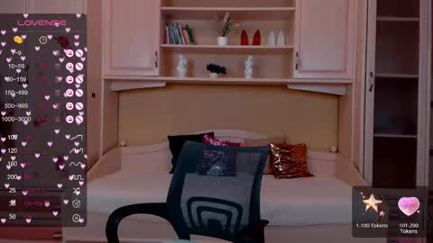 Snapshot of barbie_kiss1 chatting on January 2025 01:50:01 AM barbie online show from January 2025 01:50:01 AM