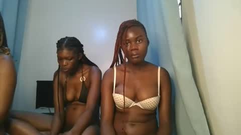 queen online show from November 2025 01:33:02 PM