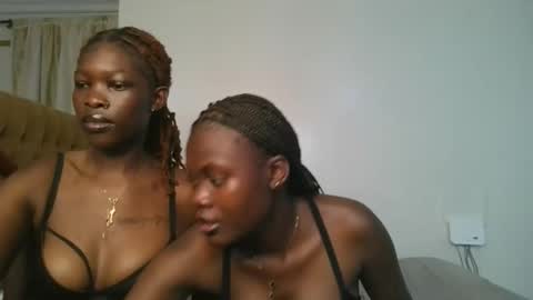 Snapshot of barbie_queen2 chatting on March 2026 07:53:02 PM queen online show from March 2026 07:53:02 PM