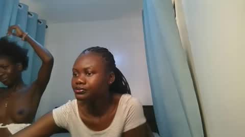 Snapshot of barbie_queen2 chatting on March 2026 09:42:01 AM queen online show from March 2026 09:42:01 AM