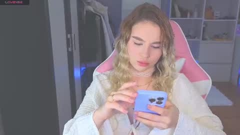 Snapshot of barbieee_doll chatting on June 2026 11:03:01 AM Eva online show from June 2026 11:03:01 AM
