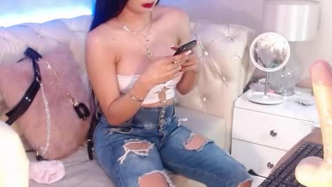 barbiefox_ online show from December 2025 12:37:02 AM