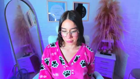 Snapshot of barbiegirl___ chatting on February 2025 09:36:02 AM barbiegirl___ online show from February 2025 09:36:02 AM