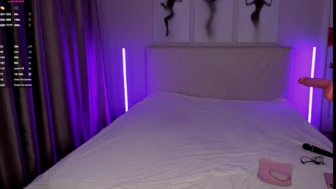  Emma online show from March 2026 08:56:02 PM