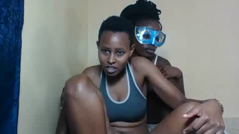 Snapshot of barbies_girles chatting on October 2025 11:24:01 AM barbies_girles online show from October 2025 11:24:01 AM