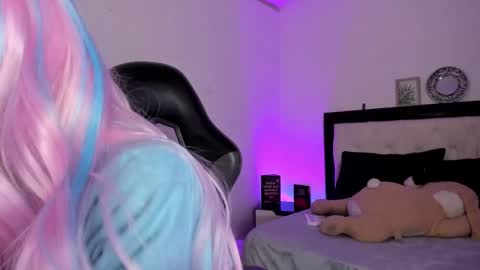 Barbie... online show from December 2025 04:55:01 AM