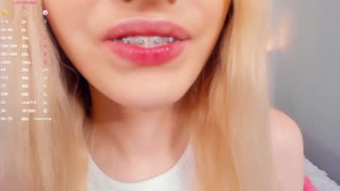 Snapshot of barbimia chatting on June 2026 02:19:02 PM Mia online show from June 2026 02:19:02 PM