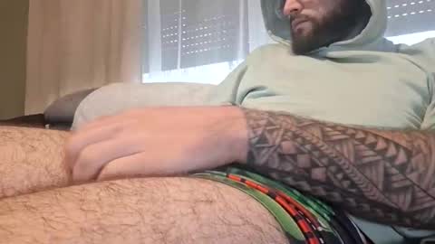 Snapshot of barbusexy chatting on May 2026 10:22:01 AM barbusexy online show from May 2026 10:22:01 AM