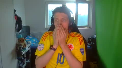Snapshot of barca200 chatting on June 2026 07:02:02 PM barca200 online show from June 2026 07:02:02 PM
