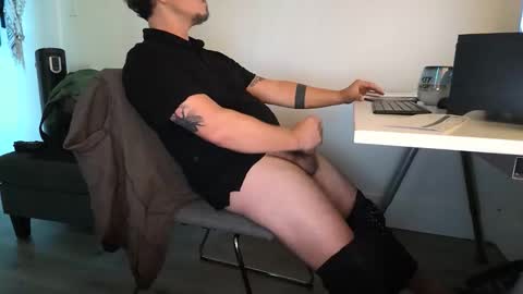 bardamu333333 online show from October 2025 12:01:02 AM