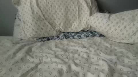 baretwinky online show from February 2026 05:18:01 PM