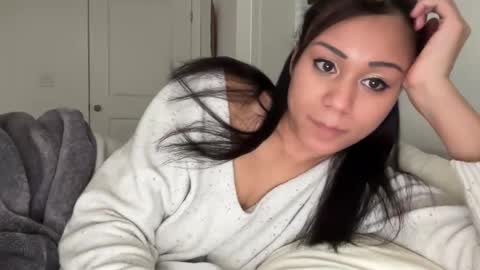 chicka online show from February 2025 10:53:01 PM