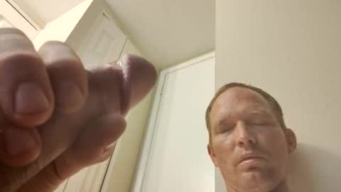Snapshot of barniemay1 chatting on June 2026 03:07:01 AM barniemay1 online show from June 2026 03:07:01 AM