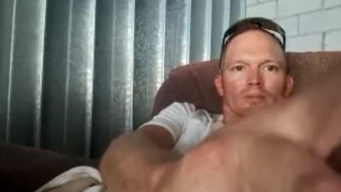 Snapshot of barniemay1 chatting on August 2026 01:07:02 AM barniemay1 online show from August 2026 01:07:02 AM