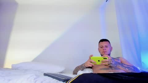 Snapshot of barrymichaels chatting on February 2025 07:07:02 AM Bruce online show from February 2025 07:07:02 AM