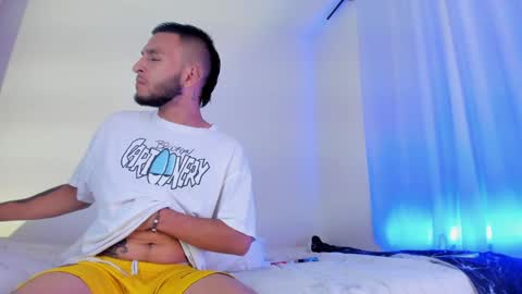 Snapshot of barrymichaels chatting on February 2025 03:59:01 AM Bruce online show from February 2025 03:59:01 AM