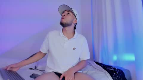 Snapshot of barrymichaels chatting on October 2025 10:53:02 PM Bruce online show from October 2025 10:53:02 PM