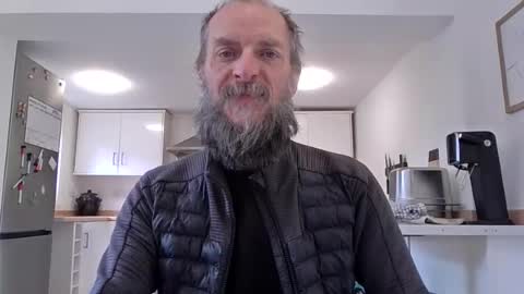 Snapshot of basiccamguy chatting on June 2026 08:02:02 AM basiccamguy online show from June 2026 08:02:02 AM