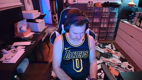 Snapshot of basketballjerseygang chatting on February 2026 08:13:01 AM Jordan online show from February 2026 08:13:01 AM