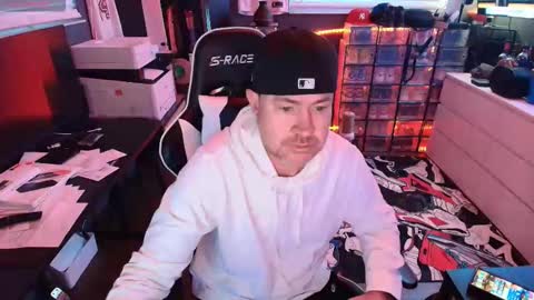 Snapshot of basketballjerseygang chatting on February 2026 02:06:02 PM Jordan online show from February 2026 02:06:02 PM