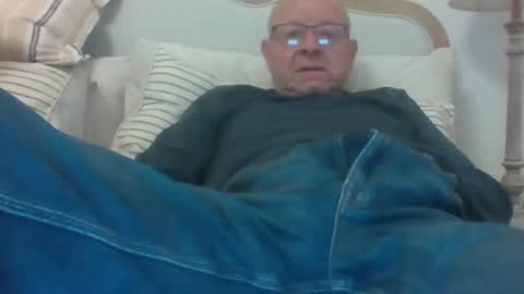 Bass245 online show from March 2026 06:18:02 PM