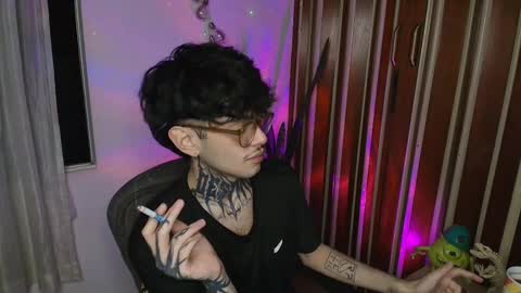 Bastiel online show from November 2025 01:30:02 AM