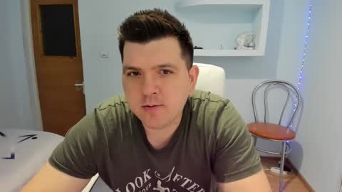 Snapshot of basystem8 chatting on January 2025 02:19:01 PM BASY online show from January 2025 02:19:01 PM