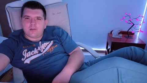 Snapshot of basystem8 chatting on October 2025 04:53:02 AM BASY online show from October 2025 04:53:02 AM