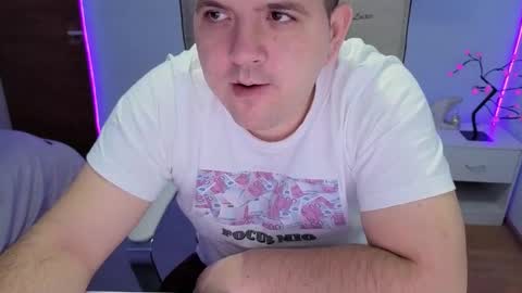 Snapshot of basystem8 chatting on November 2025 03:50:01 AM BASY online show from November 2025 03:50:01 AM