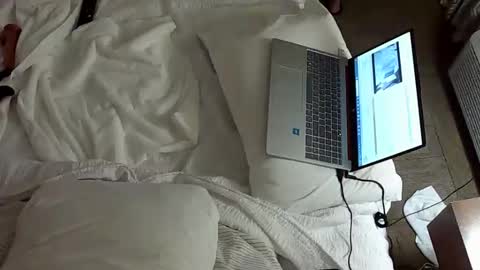 babtboy2121 online show from January 2026 11:43:02 PM