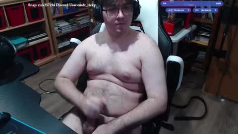 Snapshot of baterricky chatting on October 2025 03:23:02 PM Ricky online show from October 2025 03:23:02 PM